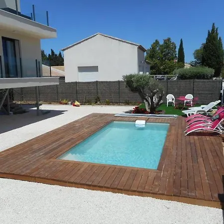 Superbe Vue Les Maures Entre Hyeres Et Le Lavandou 4 Etoiles 10 Couchages Piscine Chauffee * La Londe-les-Maures