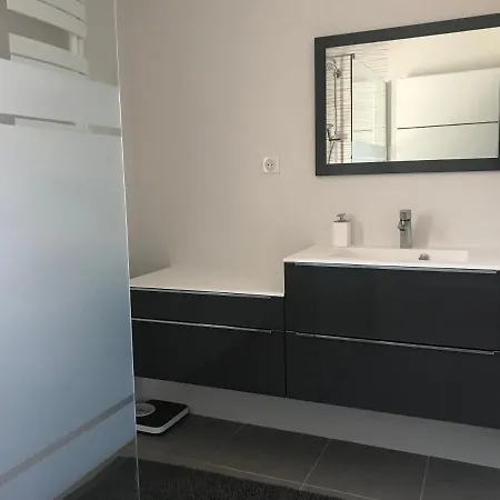 Superbe Vue Jusqu'a 14 Couchages Les Maures Entre Hyeres Et Le Lavandou 4 Etoiles Piscine Chauffee * La Londe-les-Maures