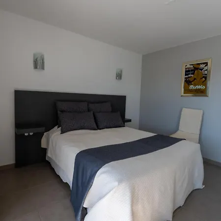 Сasa de vacaciones Superbe Vue Jusqu'a 14 Couchages Les Maures Entre Hyeres Et Le Lavandou 4 Etoiles Piscine Chauffee *