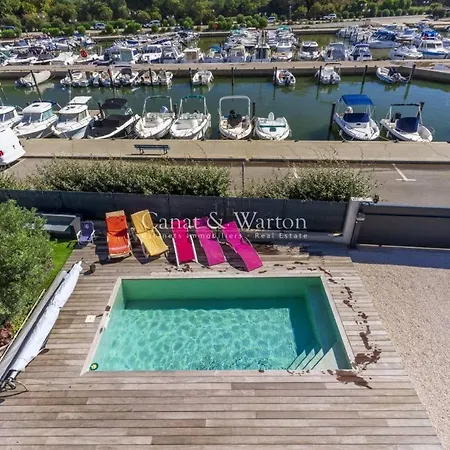 Superbe Vue Jusqu'a 14 Couchages Les Maures Entre Hyeres Et Le Lavandou 4 Etoiles Piscine Chauffee Сasa de vacaciones *