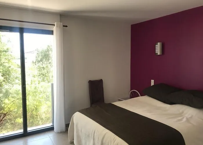 Superbe Vue Jusqu'a 14 Couchages Les Maures Entre Hyeres Et Le Lavandou 4 Etoiles Piscine Chauffee Feriehus *