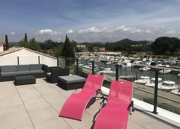 Superbe Vue Jusqu'a 14 Couchages Les Maures Entre Hyeres Et Le Lavandou 4 Etoiles Piscine Chauffee * La Londe-les-Maures