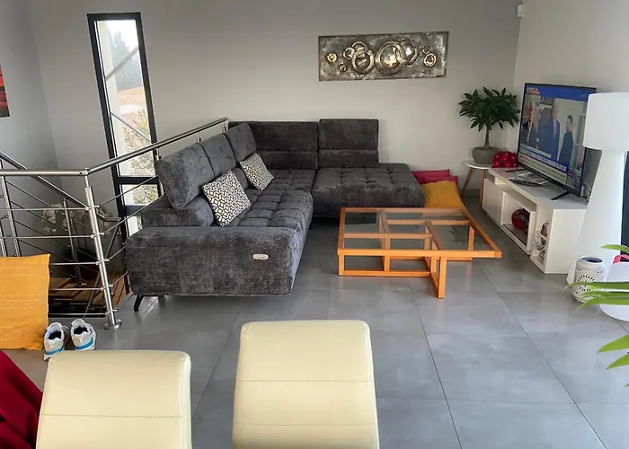 Superbe Vue Jusqu'a 14 Couchages Les Maures Entre Hyeres Et Le Lavandou 4 Etoiles Piscine Chauffee Feriehus La Londe-les-Maures