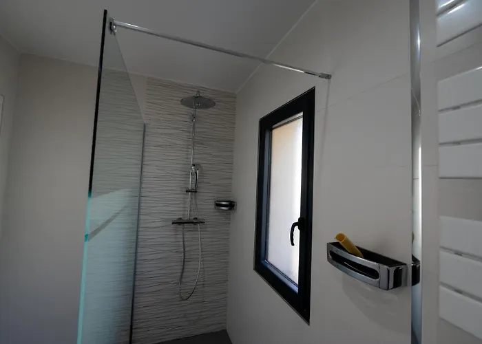 Feriehus Superbe Vue Jusqu'a 14 Couchages Les Maures Entre Hyeres Et Le Lavandou 4 Etoiles Piscine Chauffee