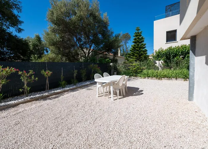 Feriehus Superbe Vue Jusqu'a 14 Couchages Les Maures Entre Hyeres Et Le Lavandou 4 Etoiles Piscine Chauffee *